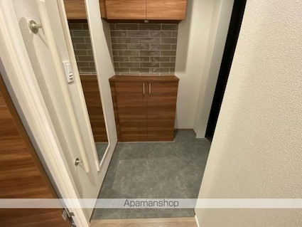 ヴォワレ　エ　フルール新北町[1LDK/45.63m2]の玄関