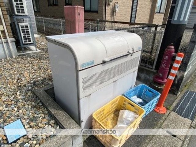 クロスリアンの外観写真