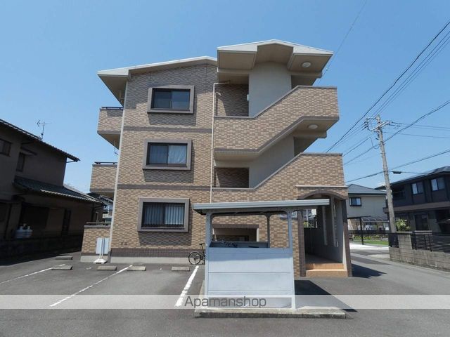 センテリヤールの外観写真