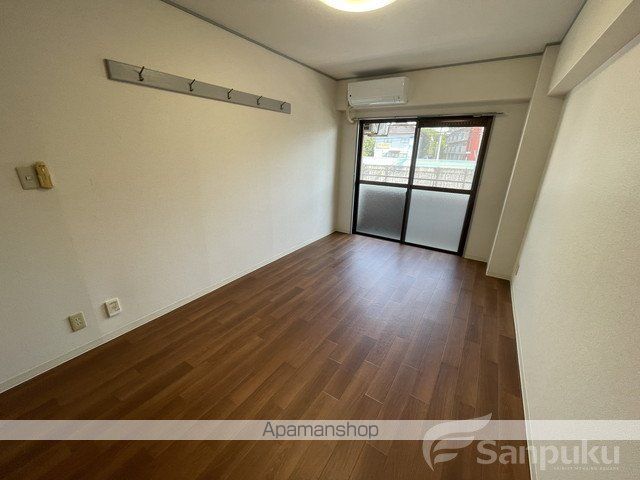 湯渡マンションの内装写真