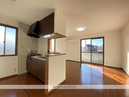 リビングタウン松縄Ａ・Ｂ・Ｃ棟[2LDK/63.98m2]の内装3