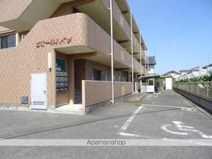 ピオーネハイツ[3LDK/65.6m2]のエントランス2