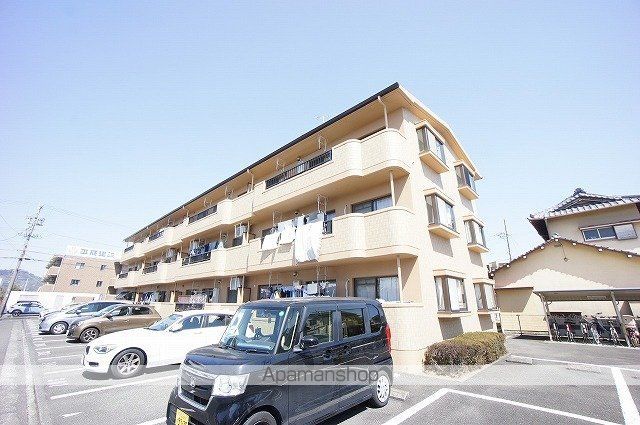 ドリーム・雨坪の外観写真