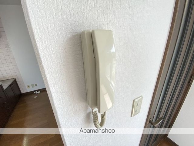 ウッドハウス追分の内装写真