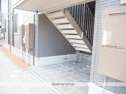 メゾン　ド　ポム[1R/29.2m2]のエントランス
