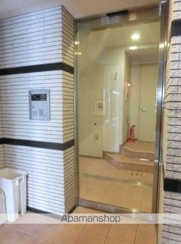 プレール・ドゥーク中野富士見町の玄関写真