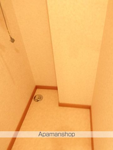 ラインストリームの内装写真