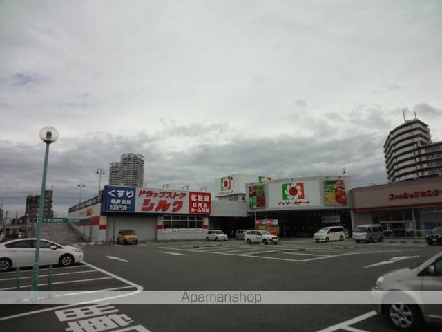 サンメゾンさつきの周辺写真