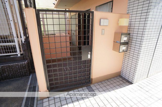 シティパレスあやめ池Pー3の玄関写真