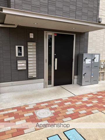 DーROOM八千代台の玄関写真