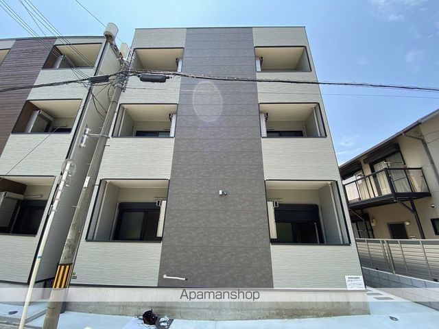 Iris淡路の外観写真