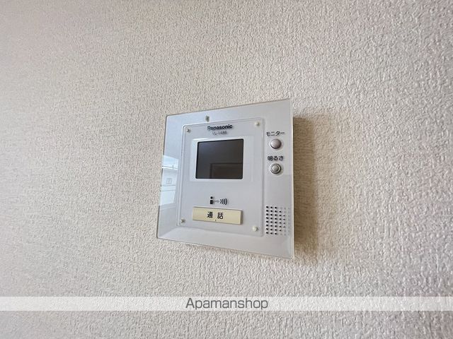 リビングタウン山の手Eの内装写真