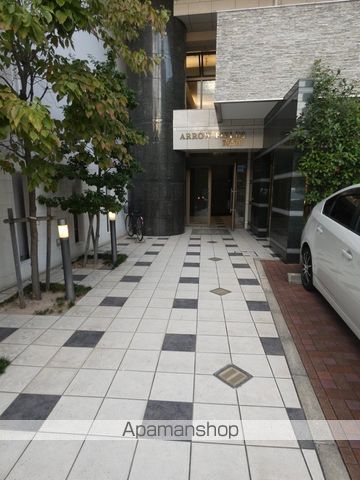 ARROW FIELDS貮番館の玄関写真