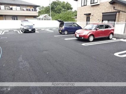 ウィステリア[2LDK/61.52m2]の駐車場