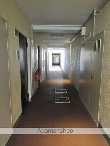日神パレス戸塚の玄関写真