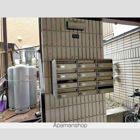 ハイムコメットの玄関写真