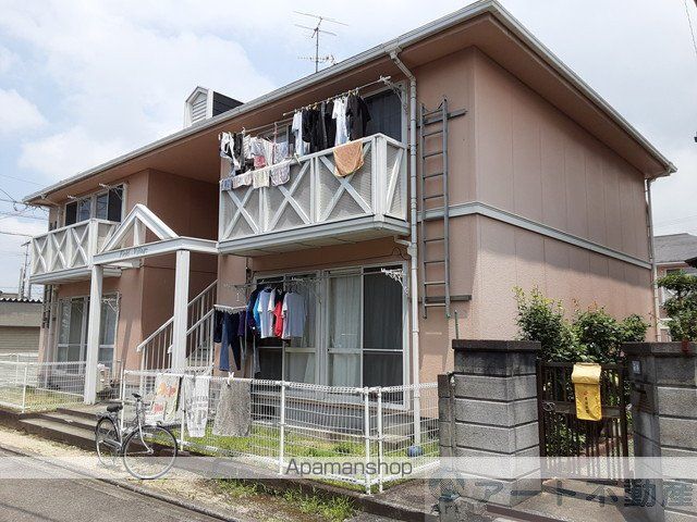 Field Village B棟の外観写真