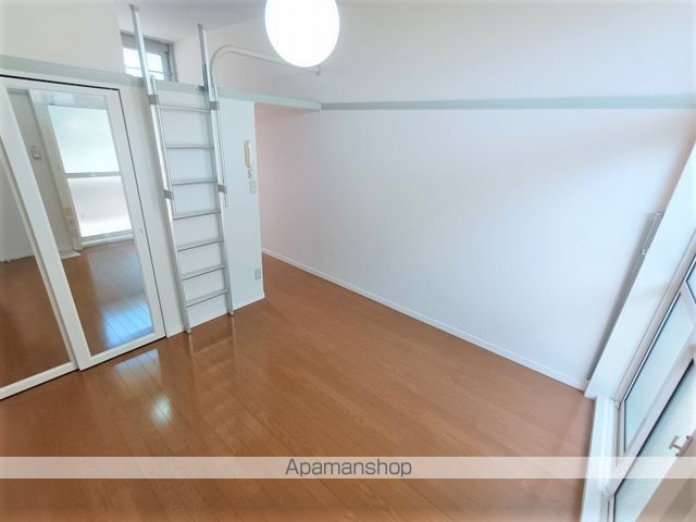 レオパレスタカラの内装写真