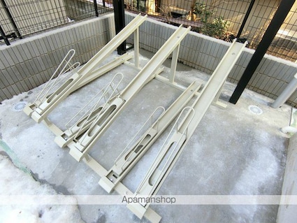 Ｒｉｓｉｎｇ　Ｓｕｎ[1LDK/45.86m2]の共用部1