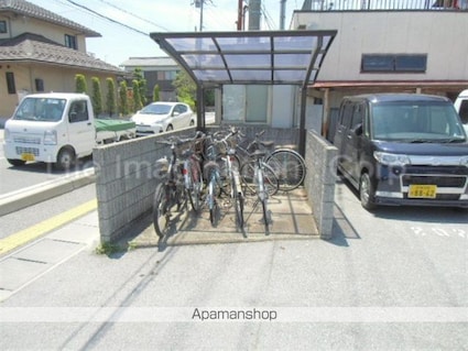 アン・ボヌール[2LDK/45.77m2]の共用部1