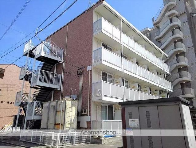 レオパレス瓦町の外観写真