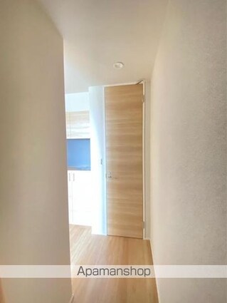 クインテット[3LDK/73.29m2]の玄関