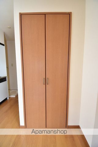 知紗ハイツ二葉町の内装写真