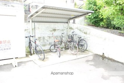 メゾン　アグリーアブル[1LDK/42.8m2]の共用部2