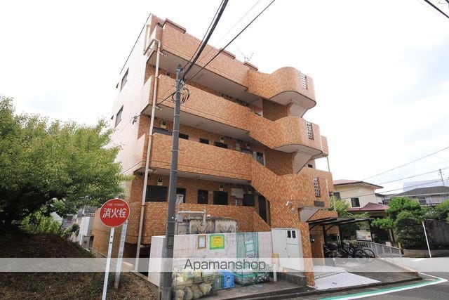 永山フラワーマンションの外観写真