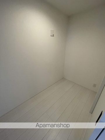 WARREN KOYOIの内装写真