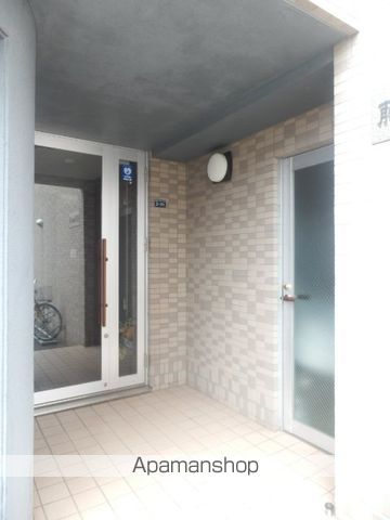 藤屋ビル IIの玄関写真