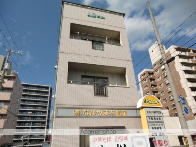 M’Sビルの外観写真