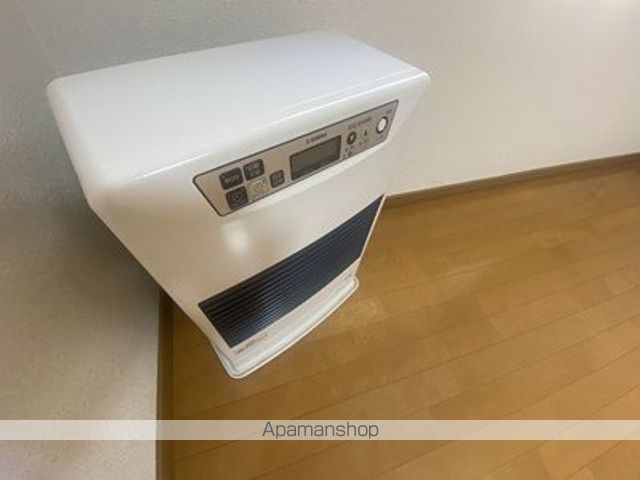 セブネイト栄通の内装写真
