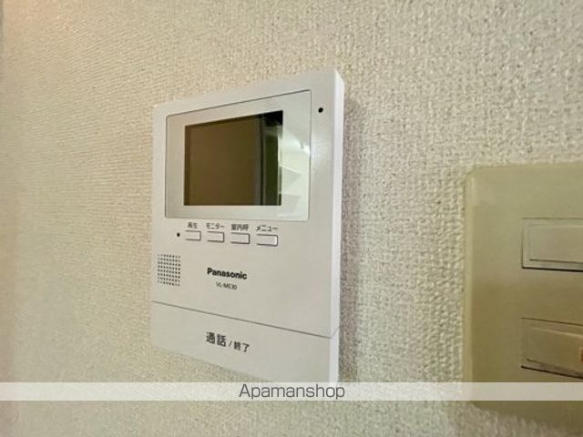 インターフェイスビルの内装写真