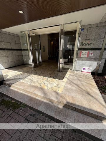 UMEDAEXCELHEIGHTSの玄関写真
