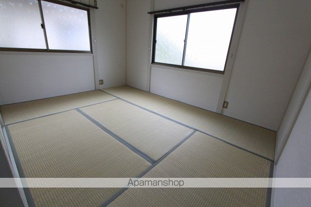 広島電鉄宮島線 修大協創中高前駅 徒歩12分 2階建 築52年の内装写真