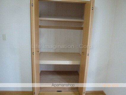 ラルジュ[2LDK/58.53m2]の収納