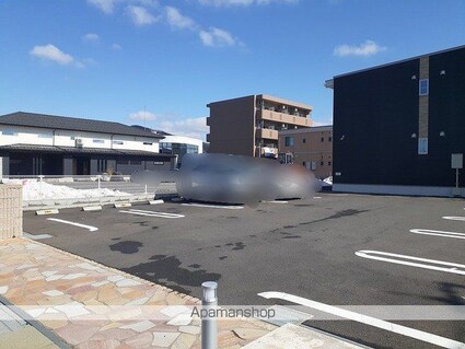 サンライフ・イン鯖江　Ａ[1LDK/50.03m2]の駐車場