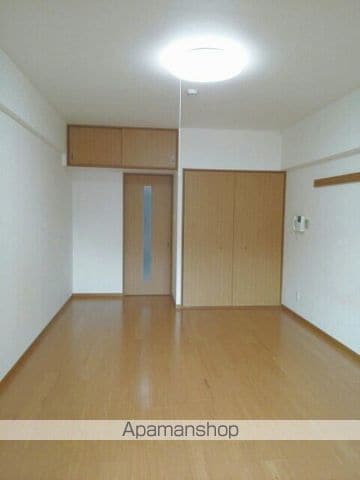 MAISON OHMICHIの内装写真