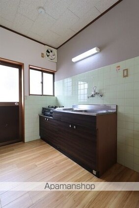 ファミーユロータス[2LDK/57.94m2]のキッチン