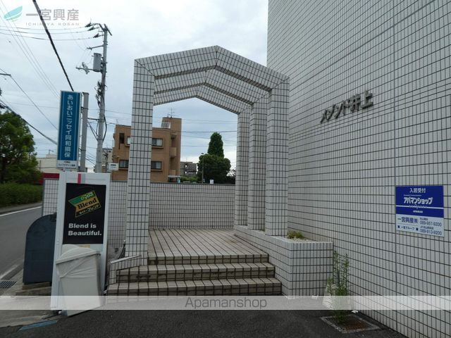 メゾンド井上の玄関写真