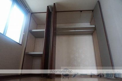 アルバトロス空港通　Ｂ棟[2LDK/50.04m2]の収納