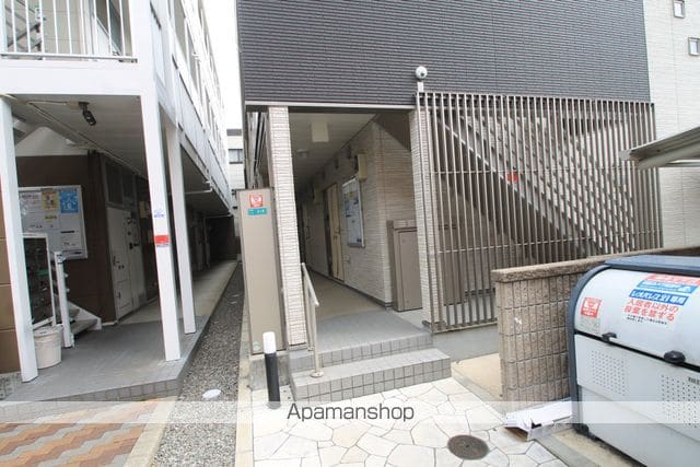 クレイノピノワール三津屋北の玄関写真