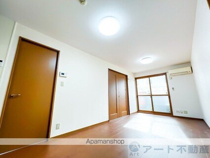 Ｙ・サイレントビレッジ久万ノ台　Ａ棟[2LDK/51.65m2]のリビング・居間