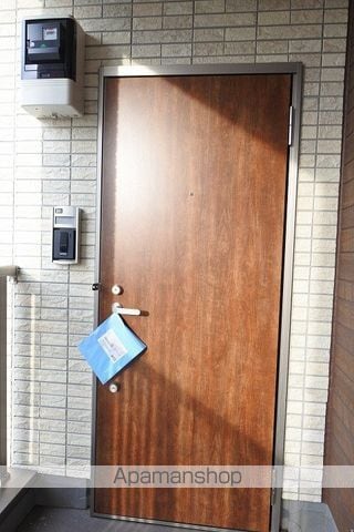 サイド ライス フィールドIIの玄関写真