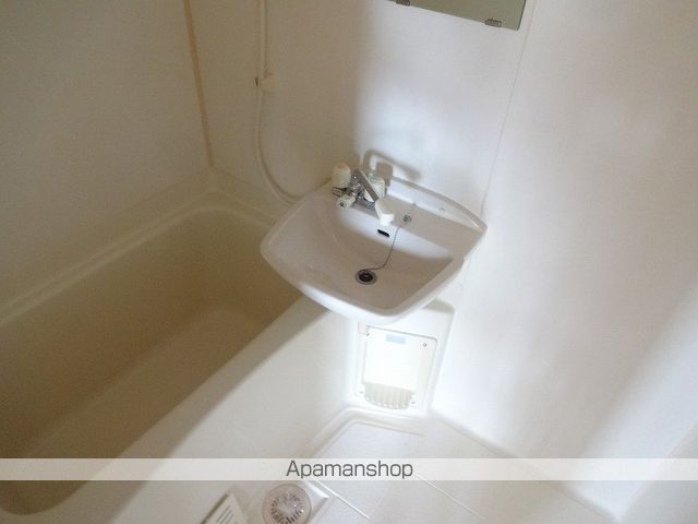 ハイツ六泉IIの内装写真