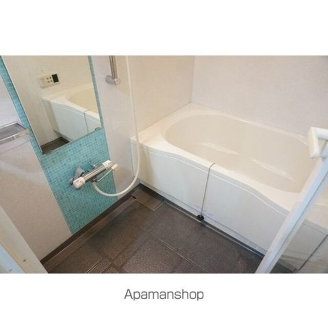 ＺＥＬ　ＣＯＵＲＴ　ＡＯＹＡＭＡ[1K/41.2m2]のリビング・居間2