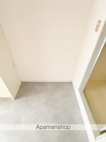 マンション紫尾の内装写真