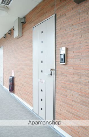 フルール 宇賀德の玄関写真