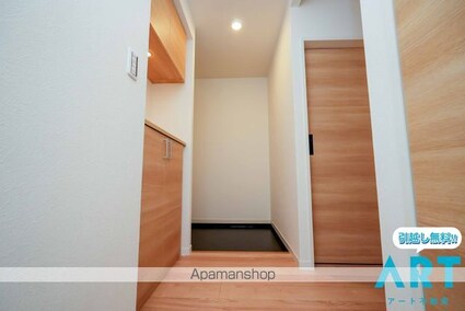 シルエット野口　Ｂ棟[2LDK/56.57m2]の玄関